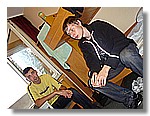 006.JPG