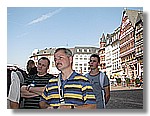 051.jpg
